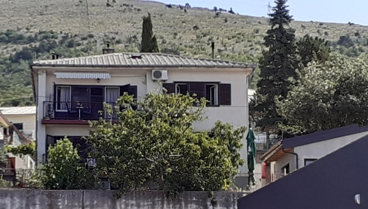 סנג' Apartment Helena מראה חיצוני תמונה